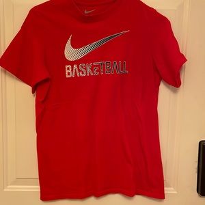 Nike tee boys large
